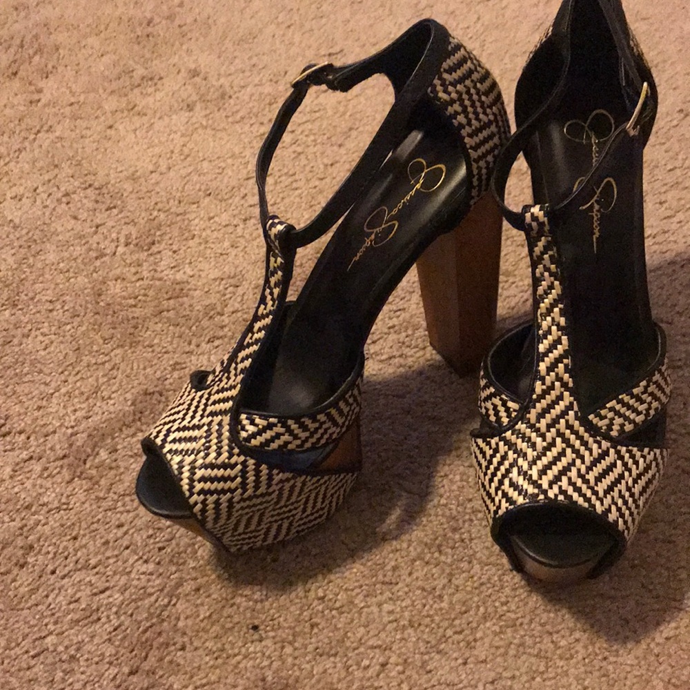 Jessica Simpson Size 8 wooden platform heels